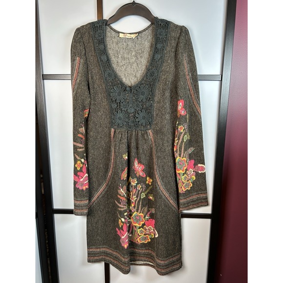 Aryeh Dresses & Skirts - Aryeh Boho Sweater Dress Charcoal Floral Butterfly Embroidered Crochet Lace Sz L
